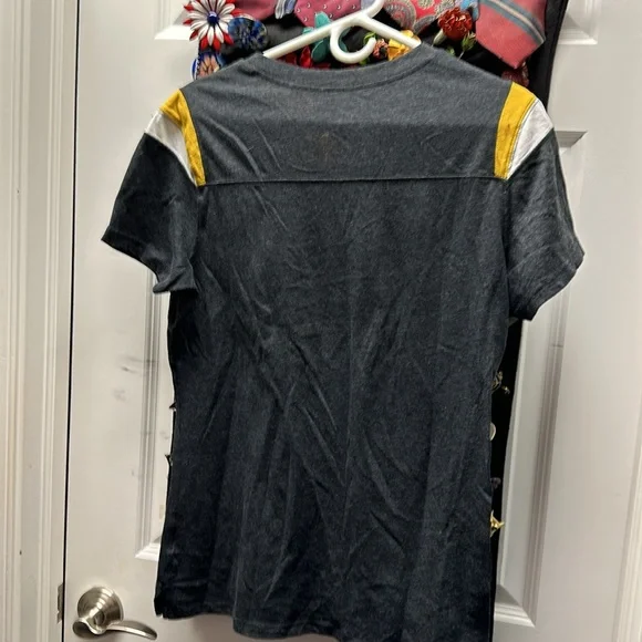 American Eagle Outfitters Black and White Graphic Tee - Picture 8 of 8